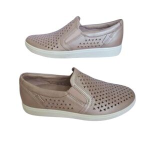 ECCO Soft 7 perforated leather slip-on sneakers in a metallic rose gold